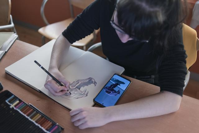 Visita de alumnos de la Escuela de Arte al MARPA